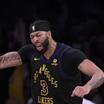 NBA: Lakers vencem e Anthony Davis &lsquo;rouba a cena&rsquo; em LA