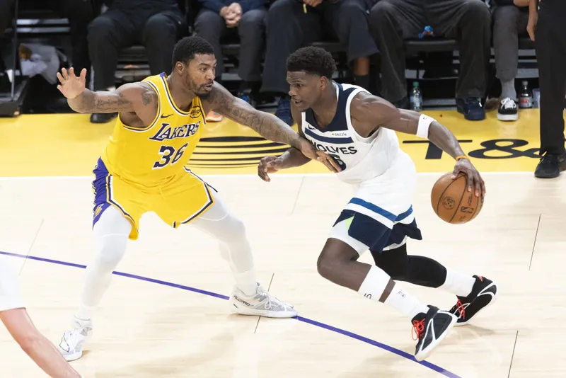 [NBA] Lakers apresentam novo trio com Luka Doncic ap&oacute;s a sa&iacute;da de LeBron James