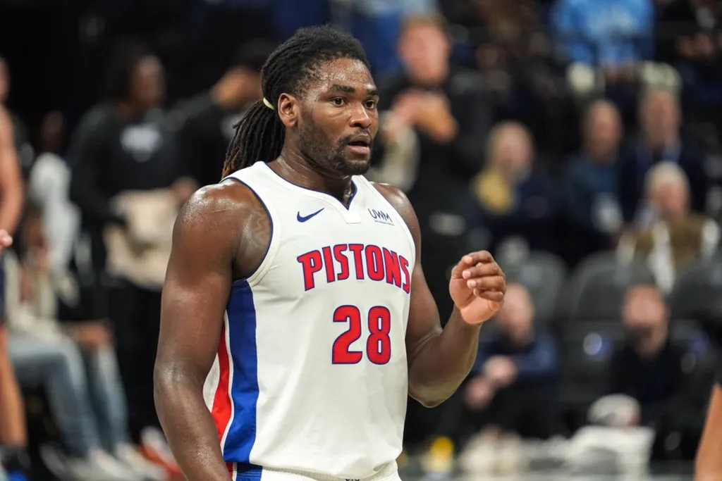 NBA: Jogador dos Pistons come&ccedil;a confus&atilde;o no t&uacute;nel contra os Suns