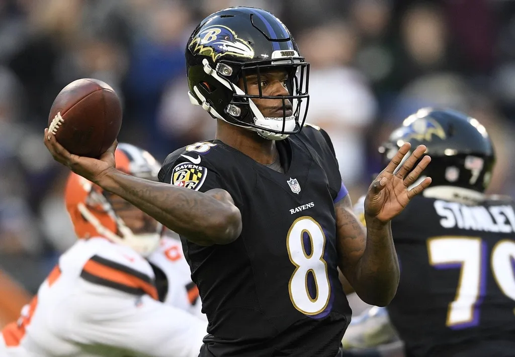 Lamar Jackson ser&aacute; o QB mais jovem a ser titular em um jogo de playoffs