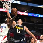 Resultados NBA 19/10: Jokic comanda vit&oacute;ria dos Nuggets sobre Clippers