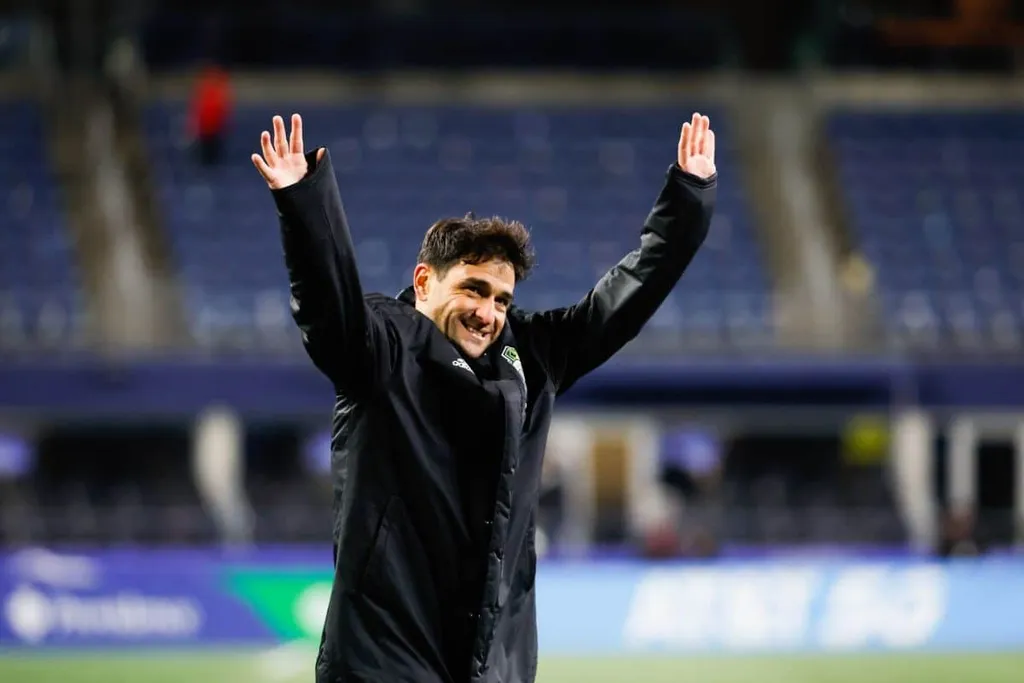 MLS: Ex-Corinthians e Botafogo assina com Orlando&nbsp;City