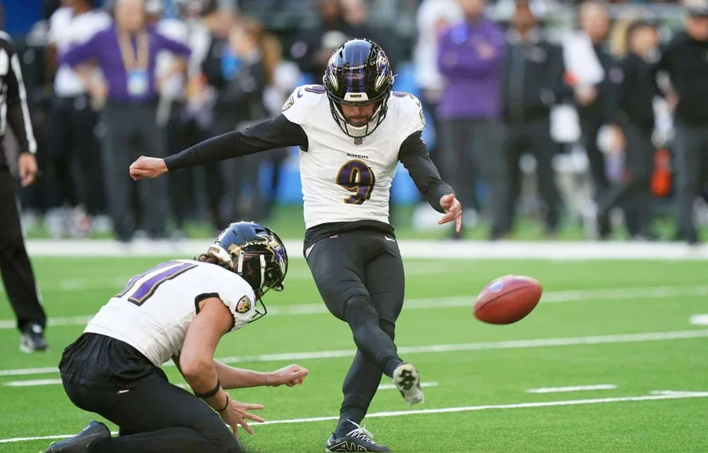 Messi da NFL! Justin Tucker comanda com os p&eacute;s a vit&oacute;ria dos Ravens sobre os Titans