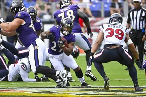 NFL: J.K. Dobbins sofre lesão grave e desfalca Ravens pelo resto da temporada