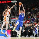 NBA: em noite hist&oacute;rica, Doncic bate recorde de Chamberlain e Mavericks vencem os Hawks