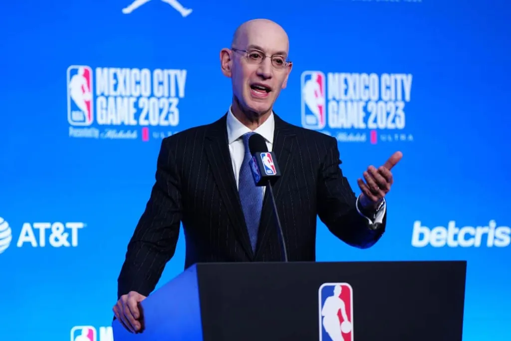 Adam Silver aproveita Copa NBA em Las Vegas para refor&ccedil;ar expans&atilde;o da liga