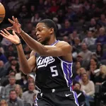 NBA: Em noite brilhante de De&rsquo;Aaron Fox, Kings vence OKC