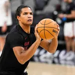 NBA: erro grotesco em quadra dos Cavs encerra temporada de jogador do Heat