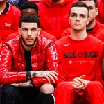 Les&atilde;o grave de Lonzo Ball d&aacute; al&iacute;vio de US$ 10 milh&otilde;es aos Bulls