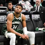 NBA: ex-jogador acusa Antetokounmpo de &lsquo;panelinha&rsquo; no Milwaukee Bucks