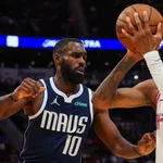 NBA: Mavericks s&atilde;o &lsquo;foguetados&rsquo; por Rockets em jogo sem Luka Doncic
