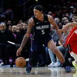 NBA: Orlando Magic vira o jogo contra os Wizards com uma dose extra de magia