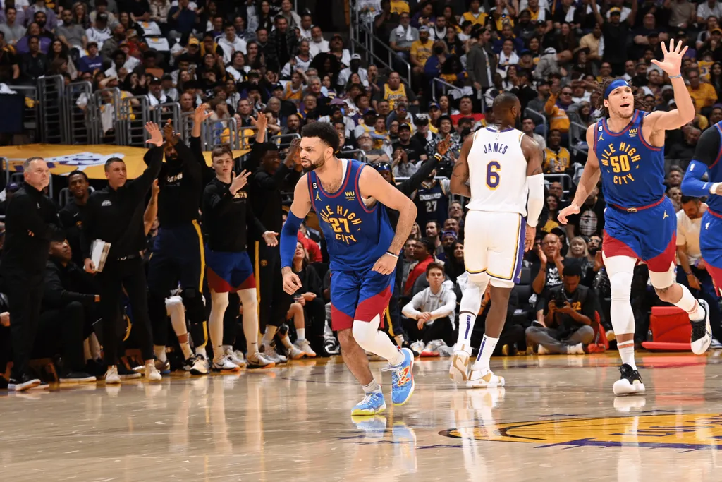 NBA: Lakers caem para os Nuggets em casa e correm risco de &lsquo;varrida&rsquo;