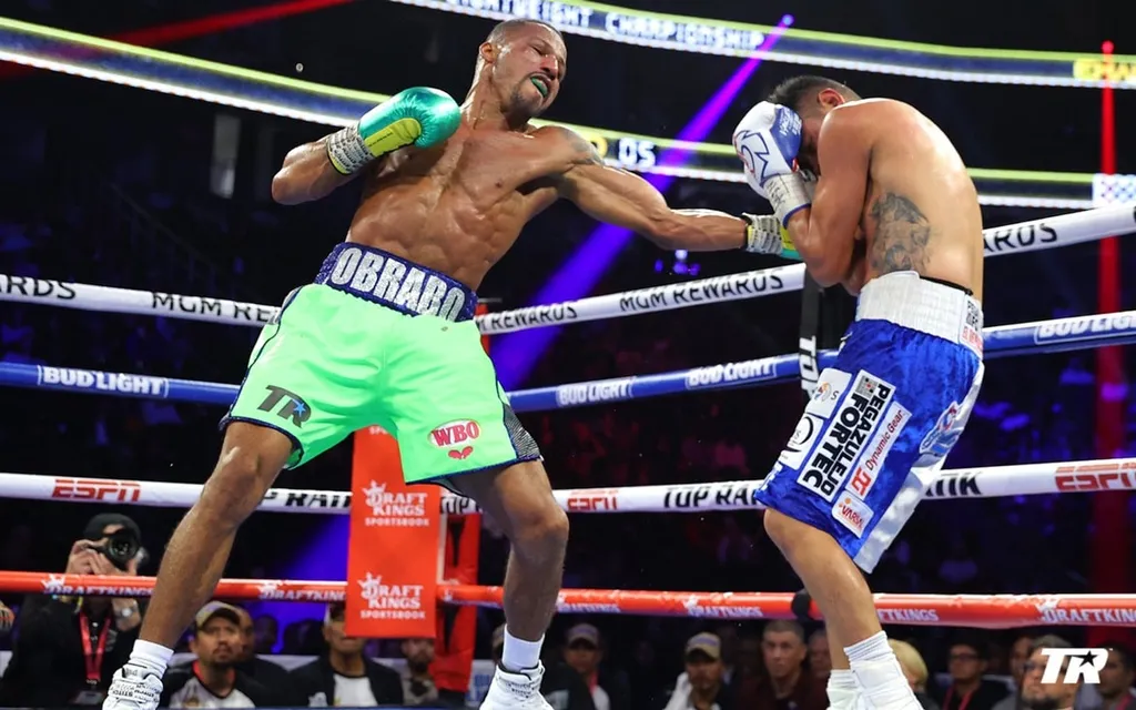 Boxe: Brasileiro vira &ldquo;campe&atilde;o do povo&rdquo; em luta da WBO