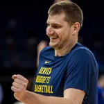 NBA: Jokic supera 3 marcas importantes em vit&oacute;ria dos Nuggets