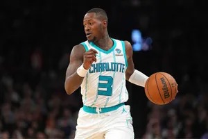 NBA: Terry Rozier tem atuação surpreendente, mas Hornets acabam derrotados pelos Suns