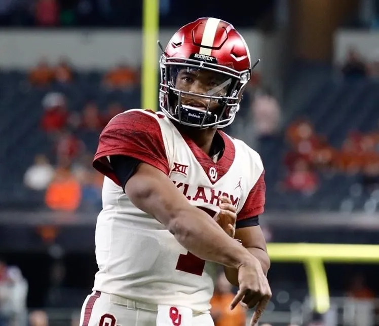 Lincoln Riley garante que altura de Kyler Murray n&atilde;o &eacute; um fator preocupante