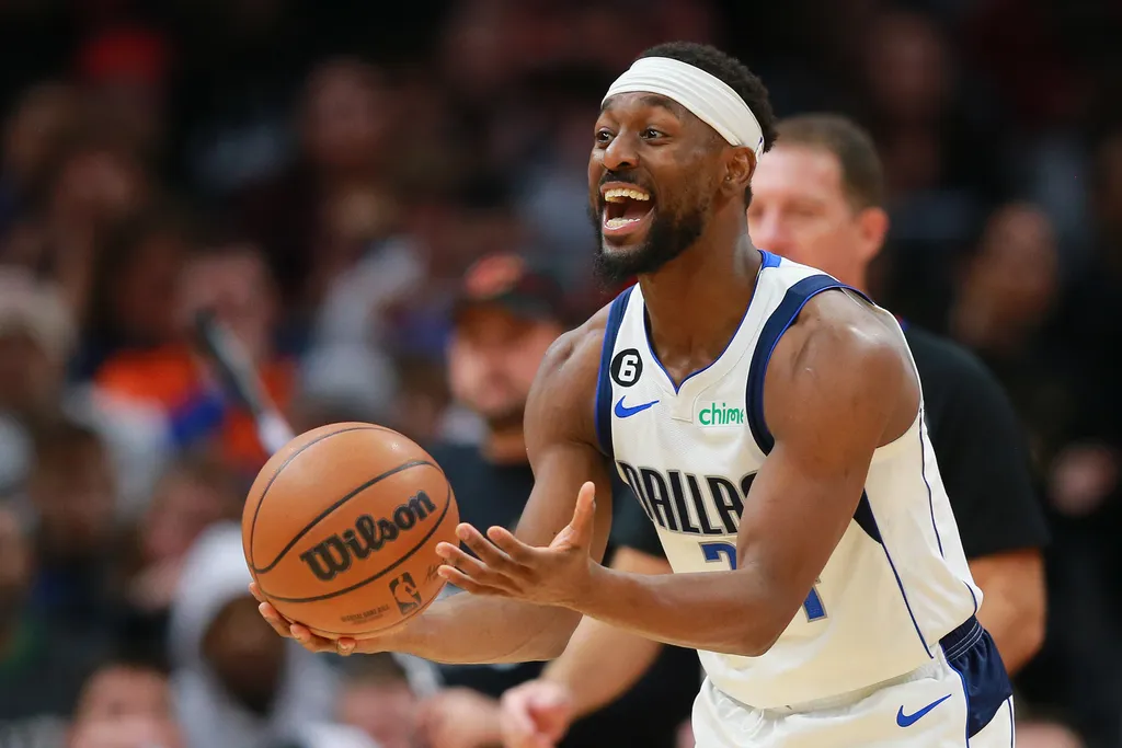 Kemba Walker, ex-Dallas Mavericks. Foto: Aaron Josefczyk / SUSA / Icon Sports