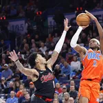 NBA: Thunder anota vit&oacute;ria importante com virada no fim