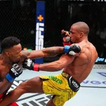 UFC Vegas 92: Lerone Murphy domina Edson Barboza em noite p&eacute;ssima&nbsp;de&nbsp;brasileiros