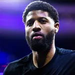 NBA: Paul George brilha e Clippers voam mais alto que os Hornets