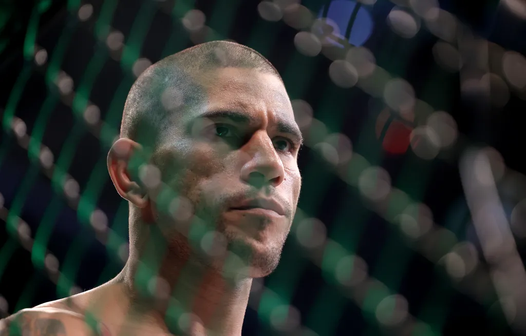 UFC: Glover Teixeira revela segredo por mudan&ccedil;a dr&aacute;stica de Alex Poatan