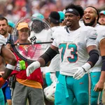 NFL: Dolphins fecham novo contrato milion&aacute;rio com Austin Jackson