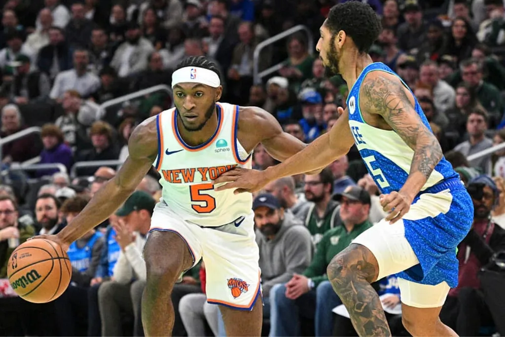NBA: Knicks s&atilde;o superados pelos Bucks em noite de Julius Randle