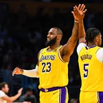 NBA: LeBron redime jogada desastrosa com Cam Reddish e manda recado afiado