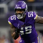 NFL: Vikings fazem troca importante e mandam estrela para os Browns