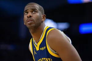NBA: Chris Paul sofre fratura na mão e desfalca Warriors em meio à má fase