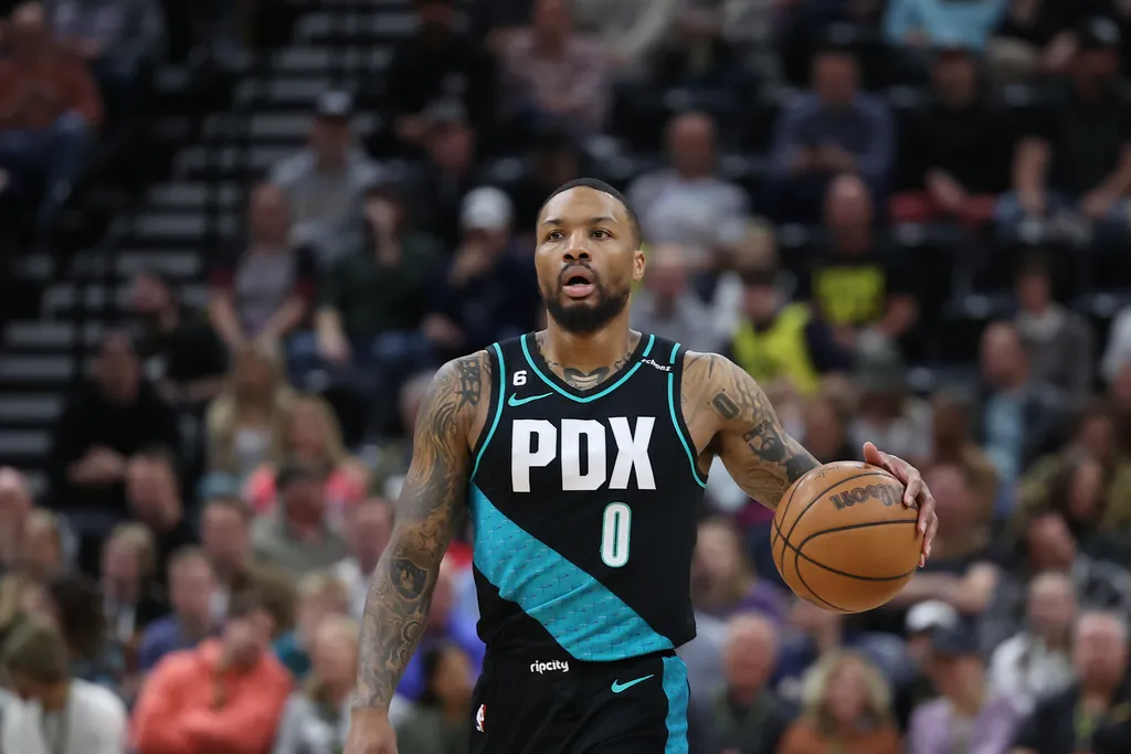 Lillard deixa f&atilde;s dos Trail Blazers assustados com amea&ccedil;a de sa&iacute;da