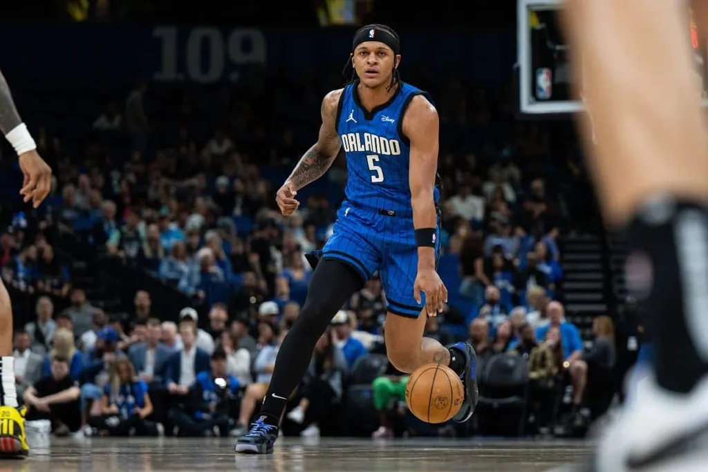 Orlando Magic se imp&otilde;e e vence o Utah Jazz com show de Paolo Banchero