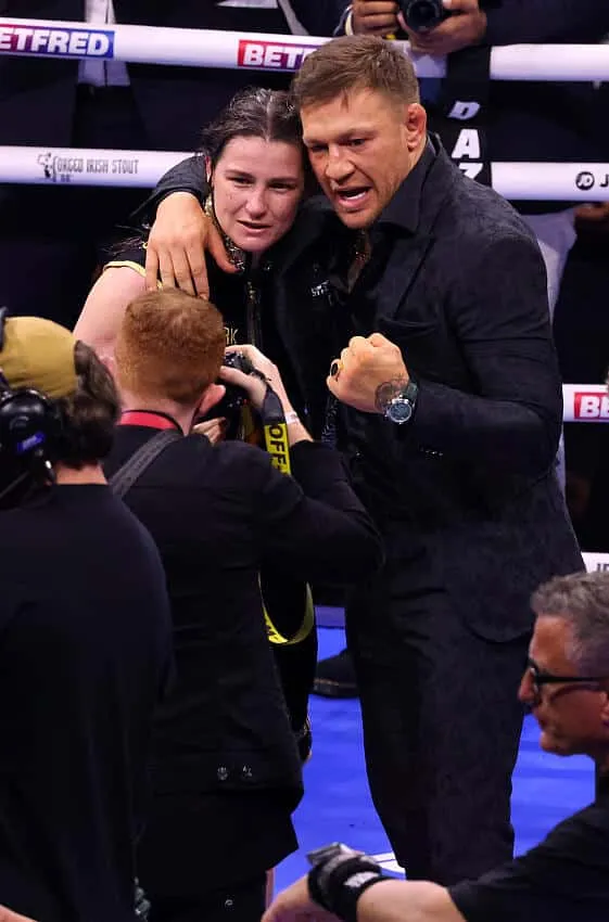 UFC: McGregor segue com plano de infernizar lutadores e chama Canelo para briga