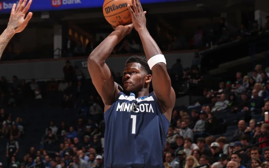 Mercado NBA: Anthony Edwards surpreende e define futuro nos Timberwolves