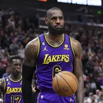 NBA: Lakers vencem na prorroga&ccedil;&atilde;o com LeBron decisivo