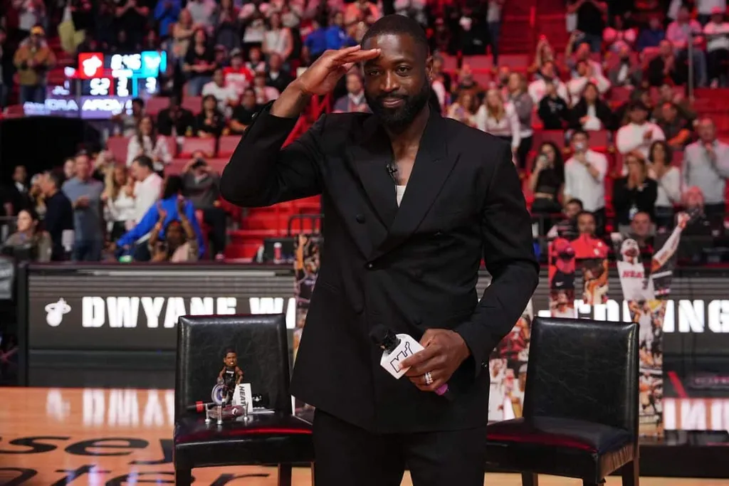 NBA: Miami Heat ir&aacute; construir est&aacute;tua para lenda da franquia