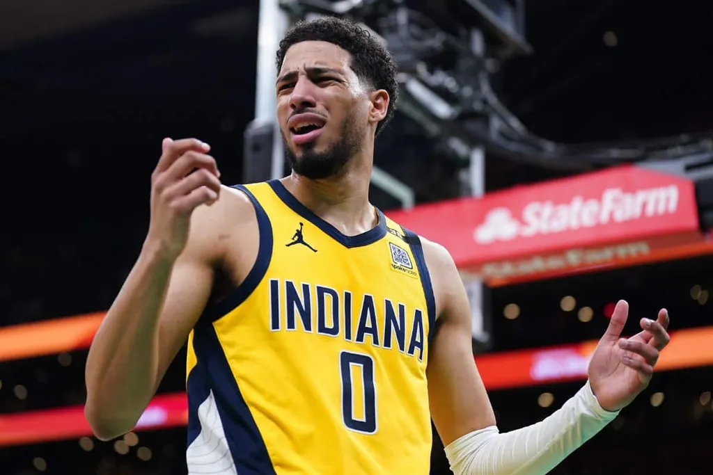 NBA Playoffs 2024: Astro dos Pacers sai do Jogo 2 com dores e preocupa para sequ&ecirc;ncia