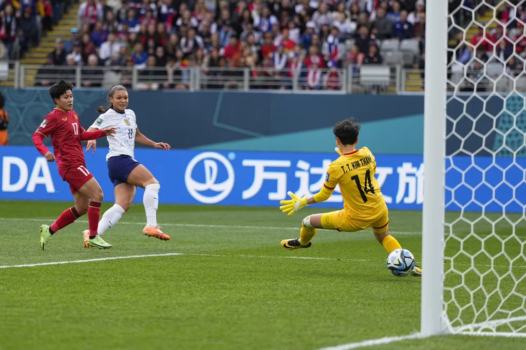 Copa do Mundo feminina: p&ecirc;nalti perdido e xod&oacute; decisiva na estreia dos Estados Unidos