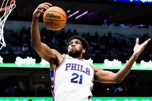 Joel Embiid, do Philadelphia 76ers. Foto: Kevin Jairaj / SUSA / Icon sport