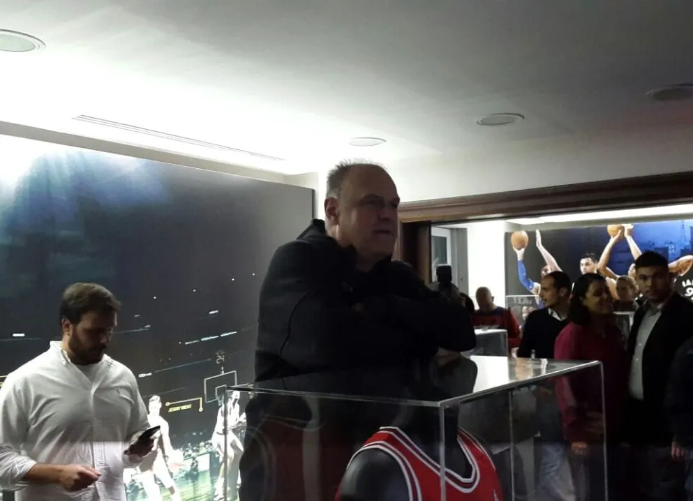 Oscar Schmidt: uma lenda encantada por outras lendas