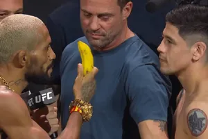 Será? Brandon Moreno se diz melhor Deiveson Figueiredo após última encarada inédita