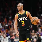 NBA: Suns recebem m&aacute; not&iacute;cia sobre futuro de Chris Paul
