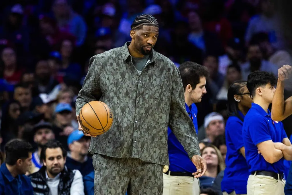 NBA: Retorno de Embiid aos 76ers est&aacute; pr&oacute;ximo, diz jornalista