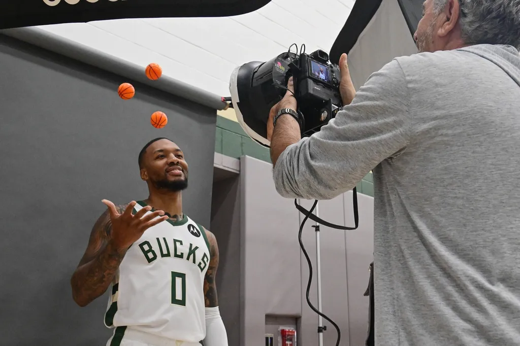 NBA: Ala do Toronto, OG Anunoby faz pegadinha com Damian Lillard e deixa armador assustado