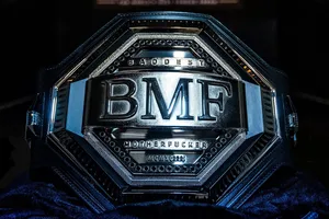 Saiba o que é o cinturão BMF, disputado por Poirier e Gaethje no UFC 291