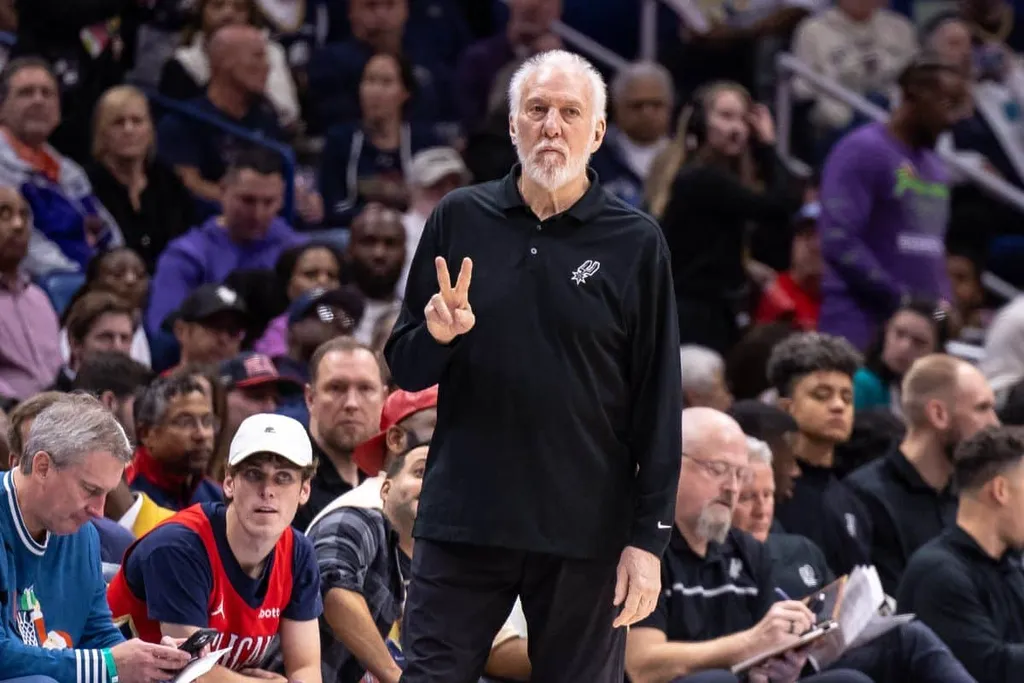 &lsquo;&Eacute; basquete&rsquo;, diz Popovich sobre os talentos internacionais da NBA