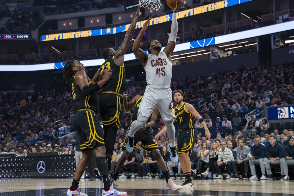 NBA: Drayond Green arma treta com Donovan Mitchell e &eacute; expulso de jogo