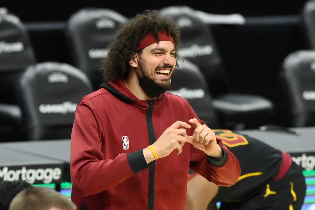 NBA: Quem s&atilde;o os brasileiros mais vitoriosos da hist&oacute;ria?