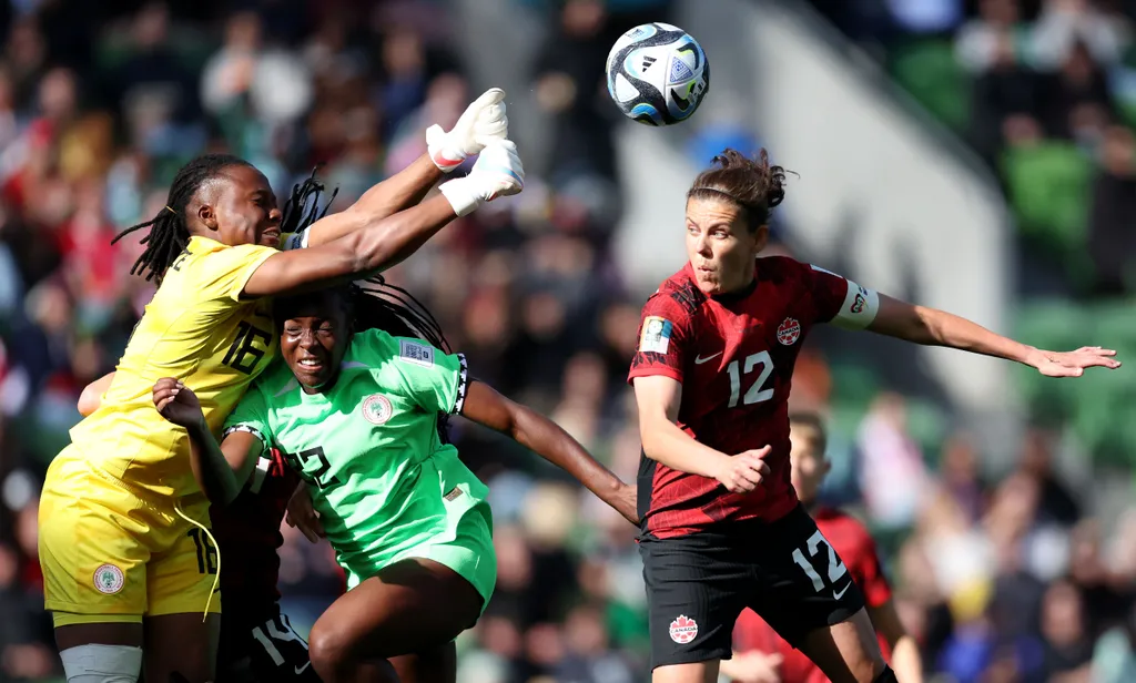 Copa Feminina: Canad&aacute; &eacute; despachado pela Austr&aacute;lia sem recorde de Sinclair